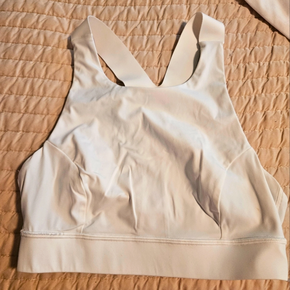 Lululemon y back sports bra white